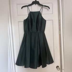 NWOT Never Worn Betsy & Adam Formal dress Size 2